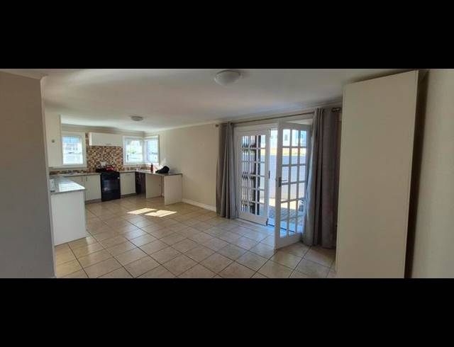 2 BEDROOM PROPERTY TO RENT IN DANA BAY